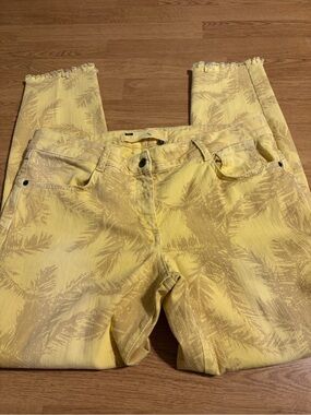 Yellow Palm-Print Skinny Jeans- size 12